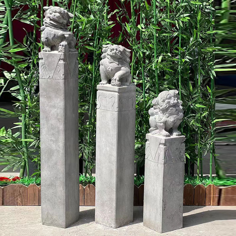 青石仿古做(zuò)舊(jiù)石柱